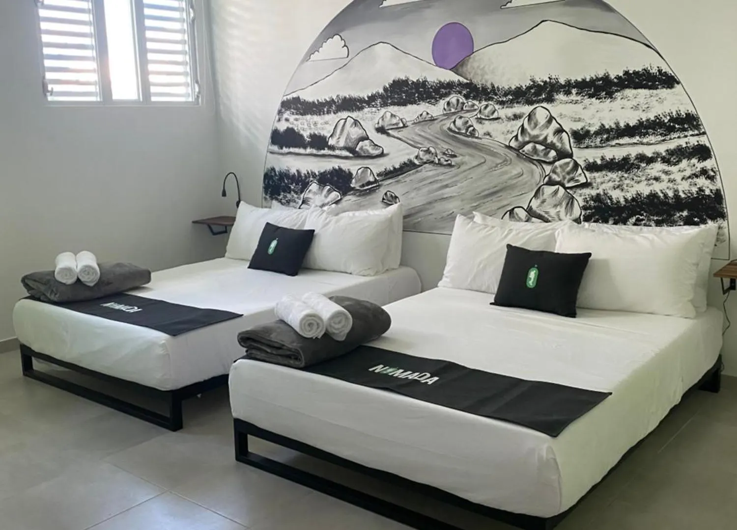 Nomada Beach Hostel- Isla Verde San Juan